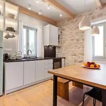 Hortensia House By Whitedream *